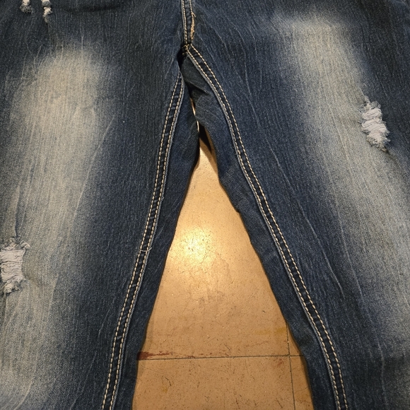 Red Rivet blue denim jean capris distressed juniors size 7 NWOT - Picture 2 of 8